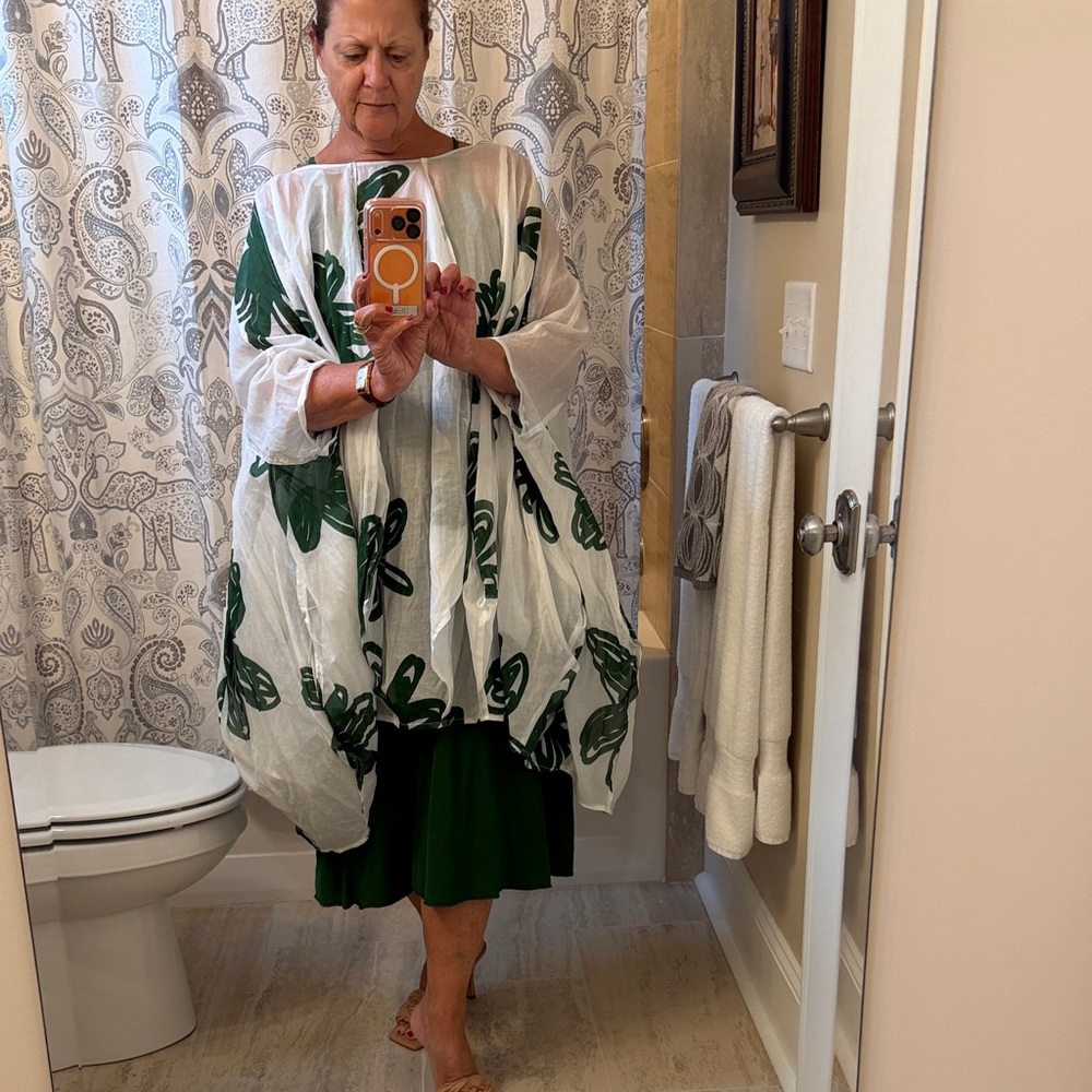 Rundholz White and Green Tunic with matching racer back knit tank dress(bw) - Picture 4 of 12